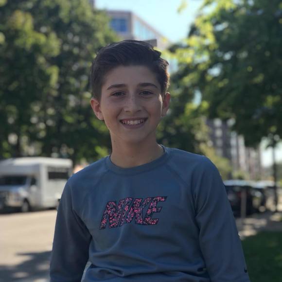 Meet your Posher, Yll - Picture 1 of 1